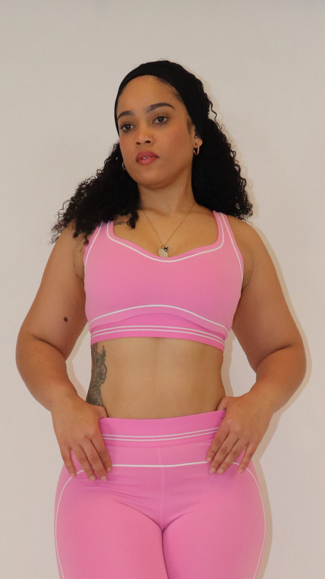 Contour Scoop Sports Bra